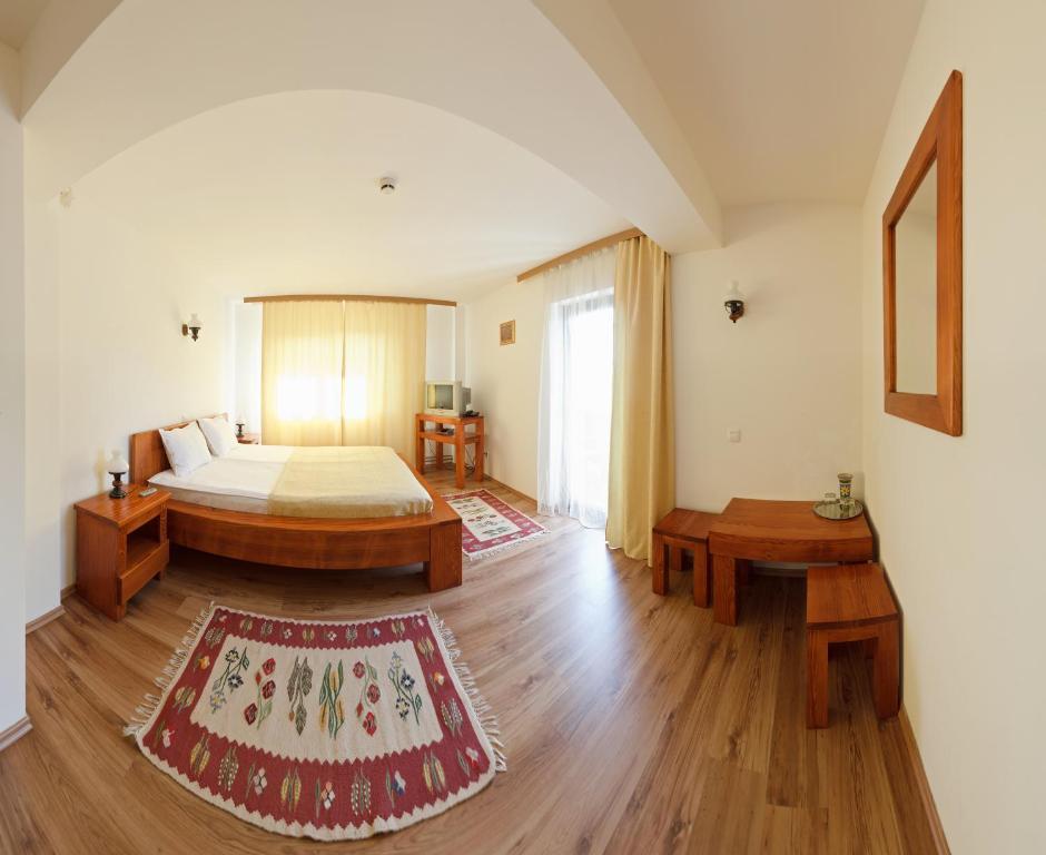 Pension Irina Hotel Arefu Bagian luar foto